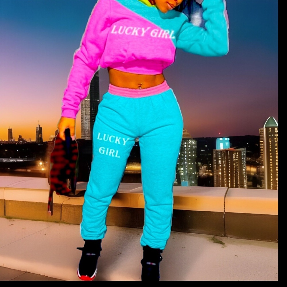 "LUCKY GIRL” Printed On Top & Bottoms Hooded Crop Sweatshirt & Joggers Outfit